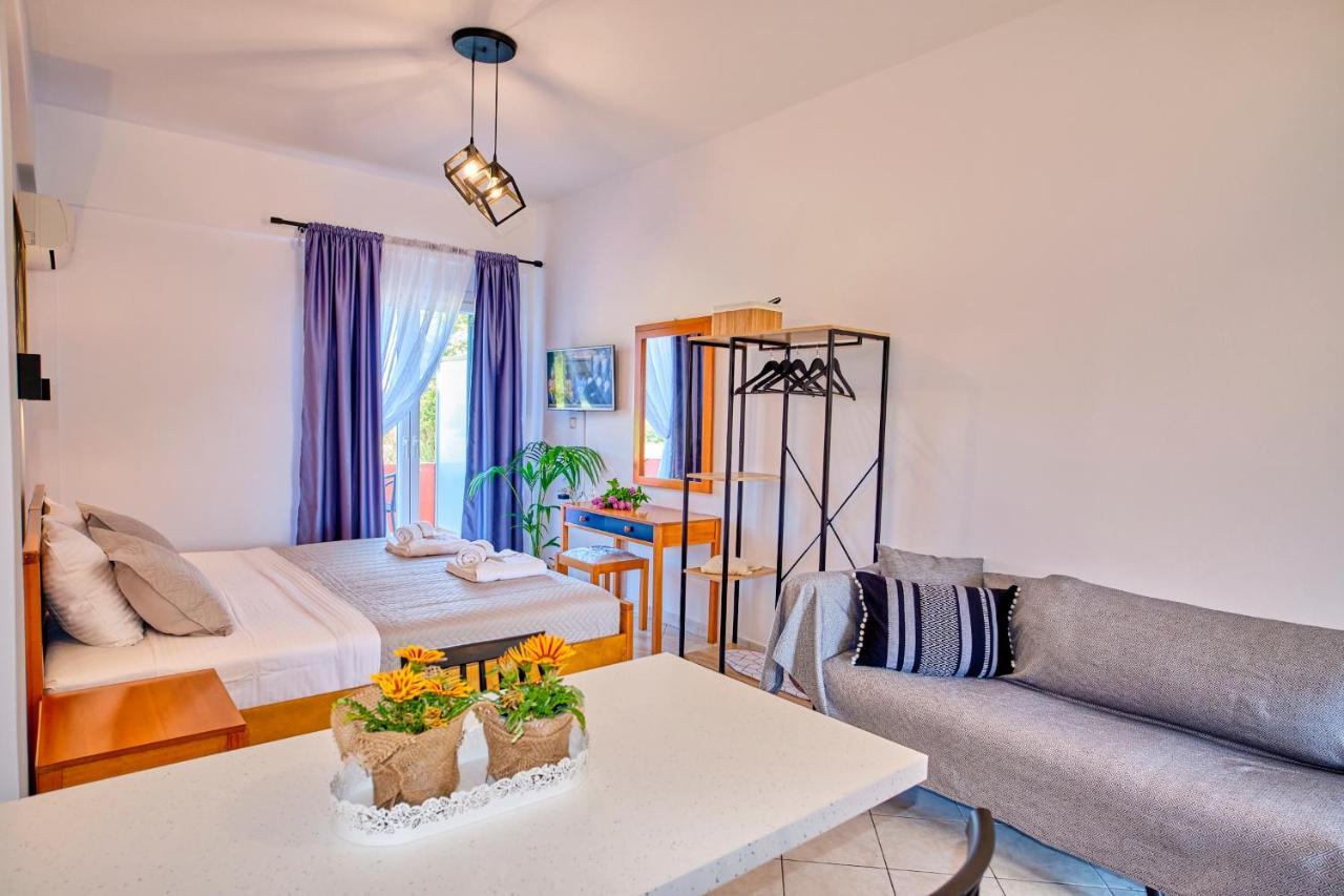 Logas Beach Studios Peroulades  Eksteriør bilde